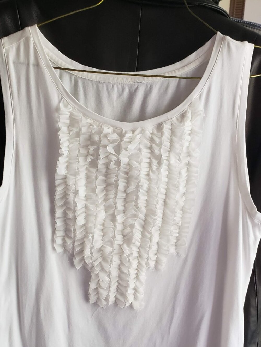 Off White Tuxedo chiffon ruffle front tank top size L